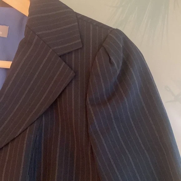 Ann Taylor Blazer Ann Taylor Virgin WOOL Pinstripe Blazer with Stretch Size 6P - Picture 5 of 10